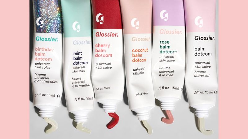 Wait, is Glossier’s Balm Dotcom actually moisturizing my lips?