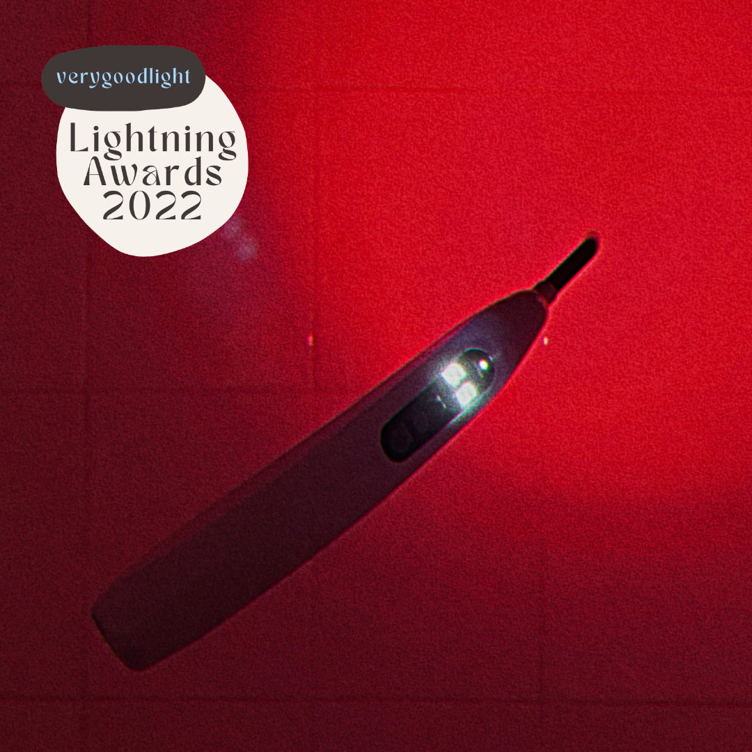 Luminance red acne treatment device