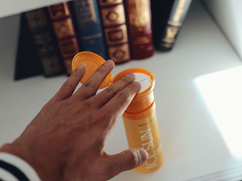 This sunscreen literally freezes your face
