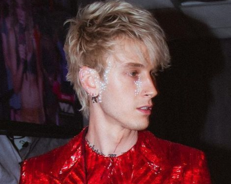 Machine Gun Kelly’s makeup artist walks us through how to get his MTV VMA’s pearl look