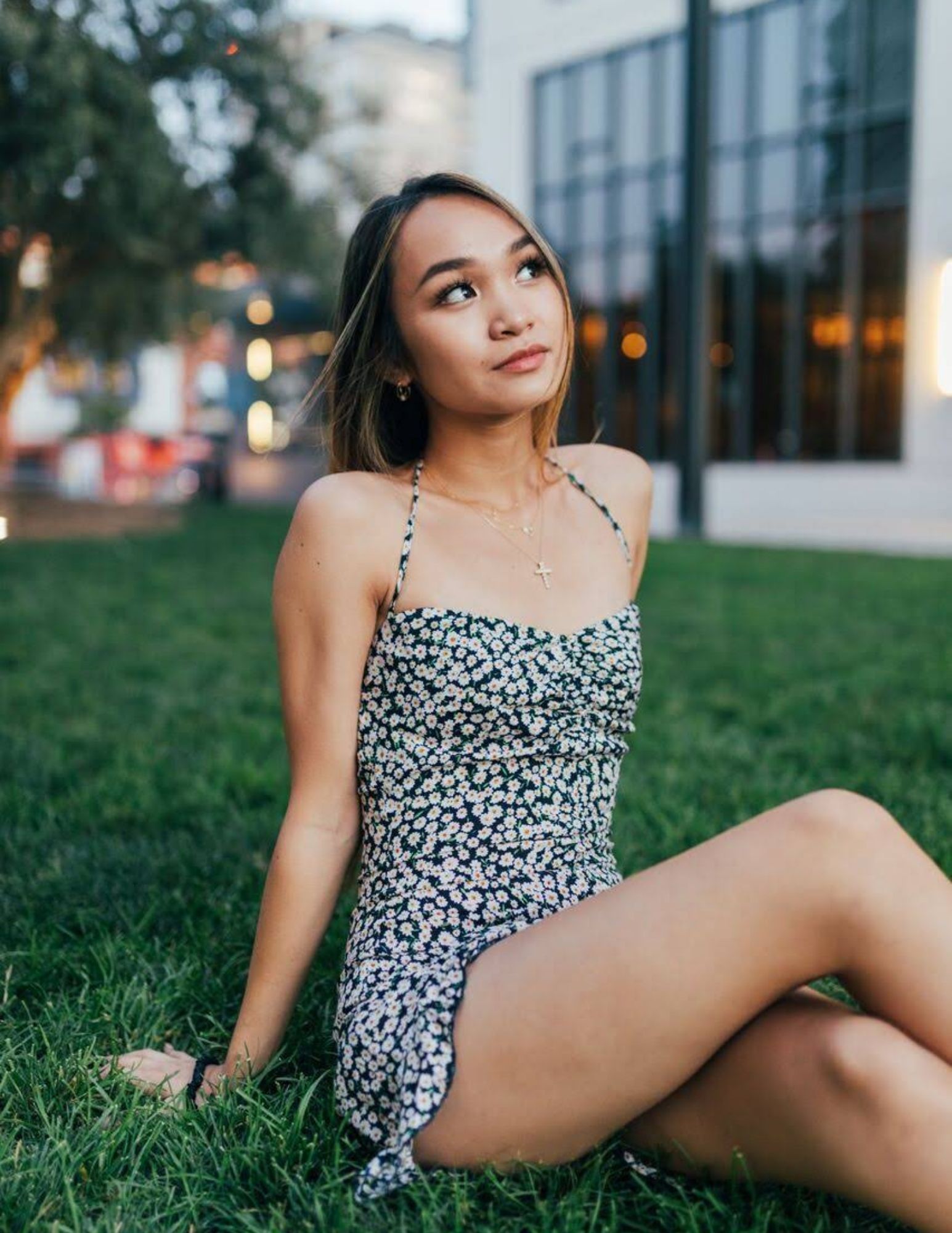 Lisa Phan for Very Good Light Article